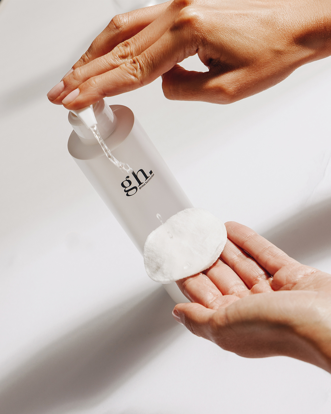 GH LIMPIADOR HIDRATANTE SOLUCION MICELAR ROSTRO Y OJOS 250ML